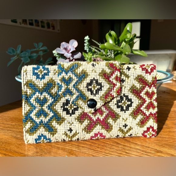 Vintage Creative House Aztec Beaded Tapestry Trifold Wallet | 1960s | Southwest - Picture 2 of 8